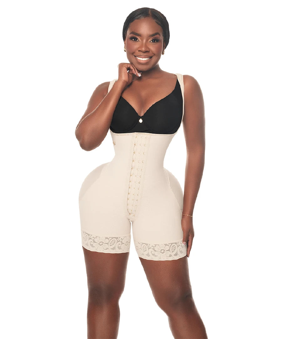 BBL• Open Bust Bodysuit Mid Thigh • Wide Straps • 3 Compression Hook Levels • Perineal Zipper •  Beige •  Black (One Size for Hips and another for Waist) ( Ref. LUXBBL-013 / LUXBBL-213 )